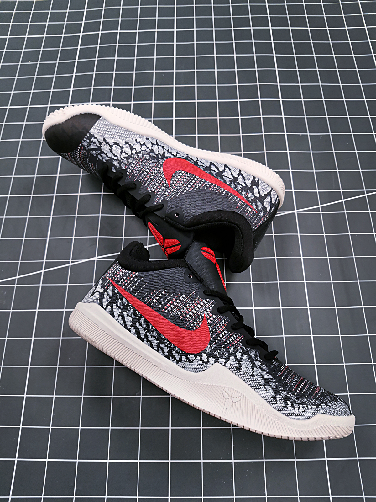 2020 New Nike Kobe 11 Black Red Shoes